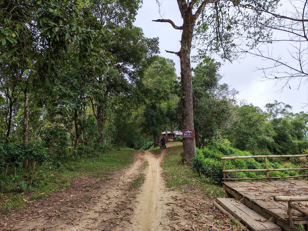 Following the Rally up toward the farm buildings.