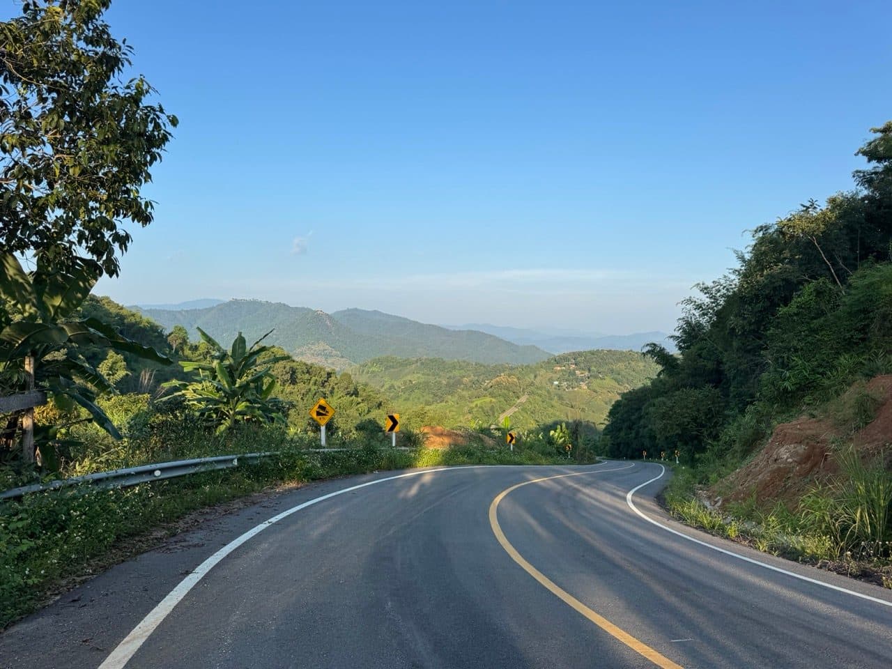 Off the mountain and onto tarmac for the run into Thaton.