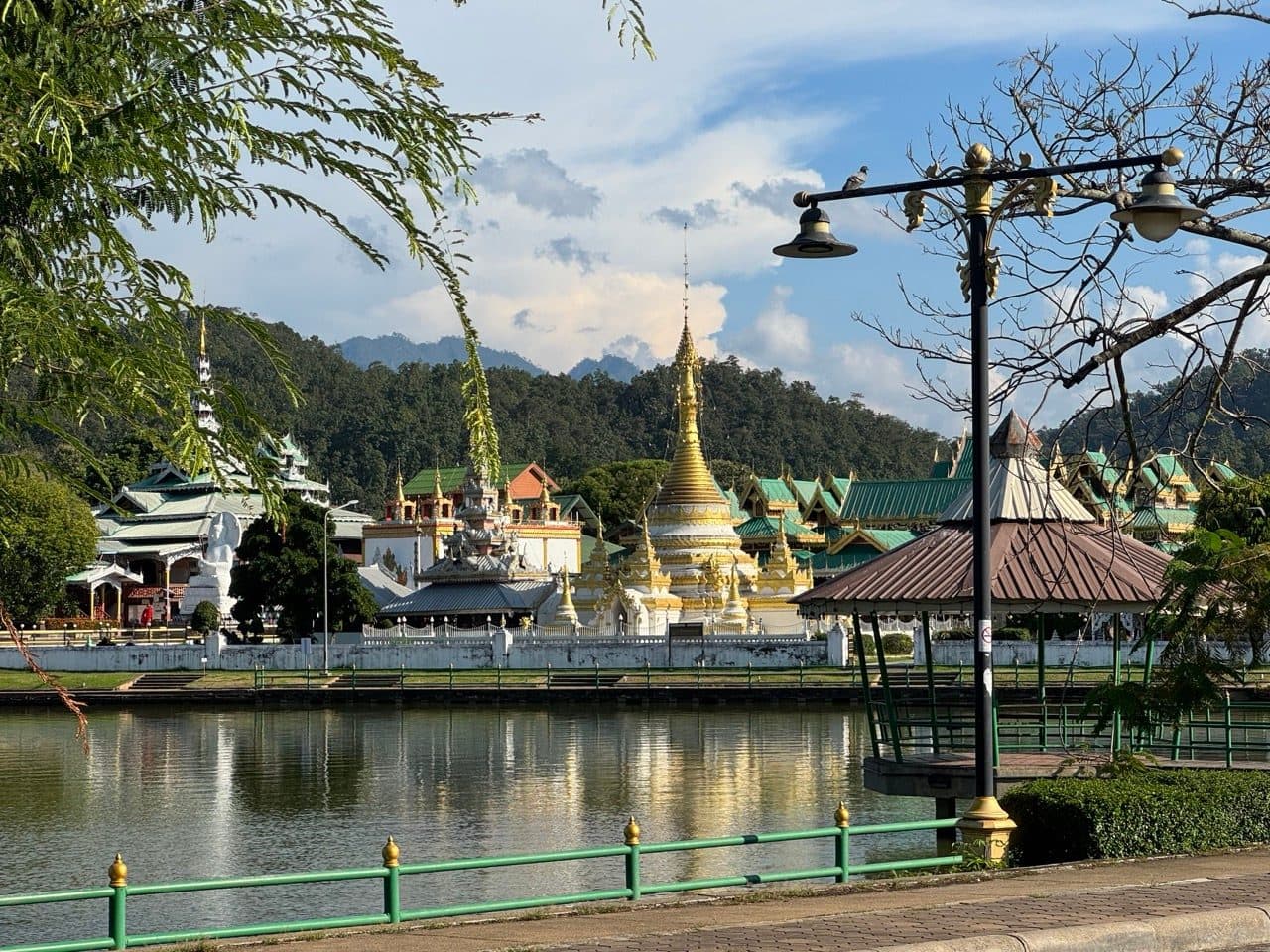 Jong Kham lake, with Wat Jong Klang behind it.