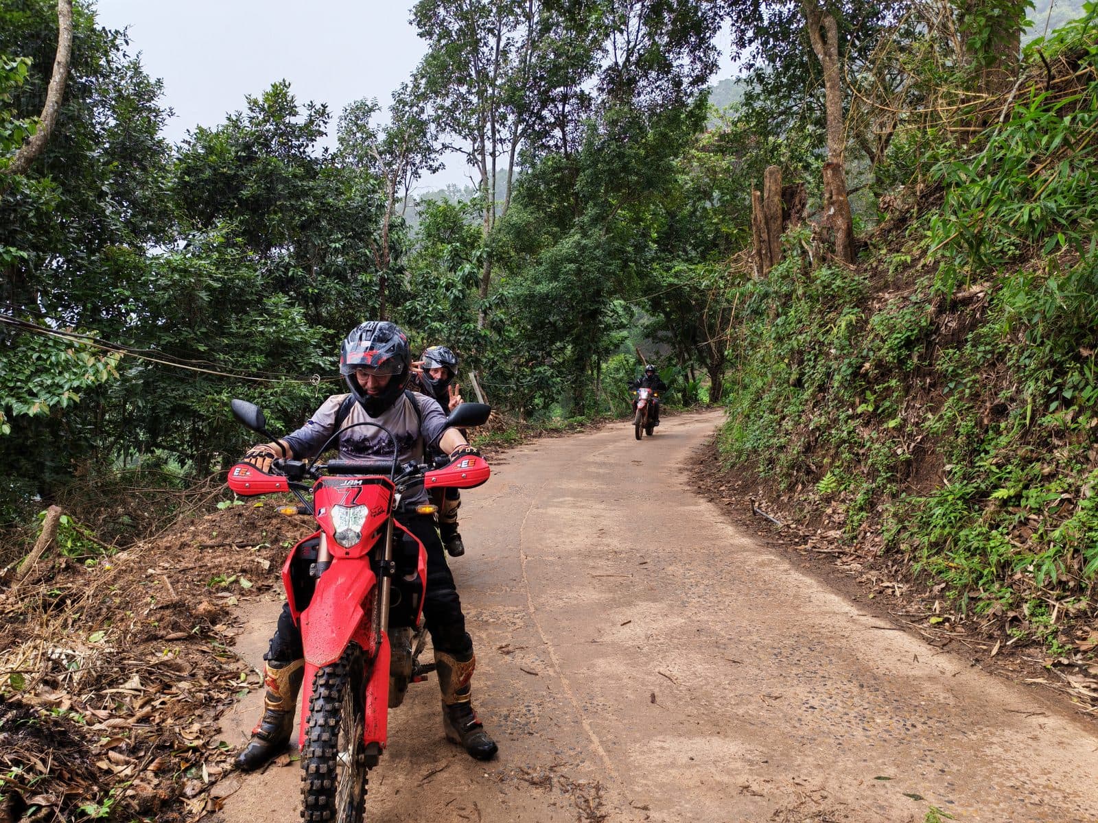 Back on the bikes after lunch. The cloud had come down while we ate.