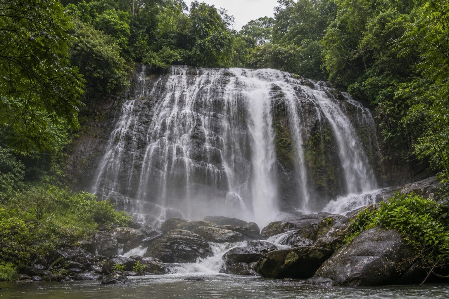 Tad Sawan Forest Park