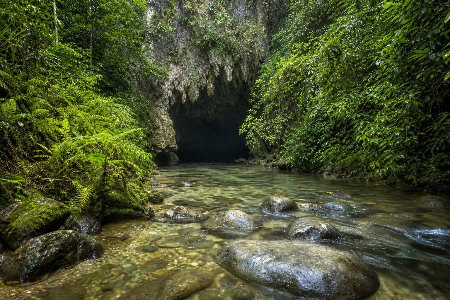Tham Than Lot National Park