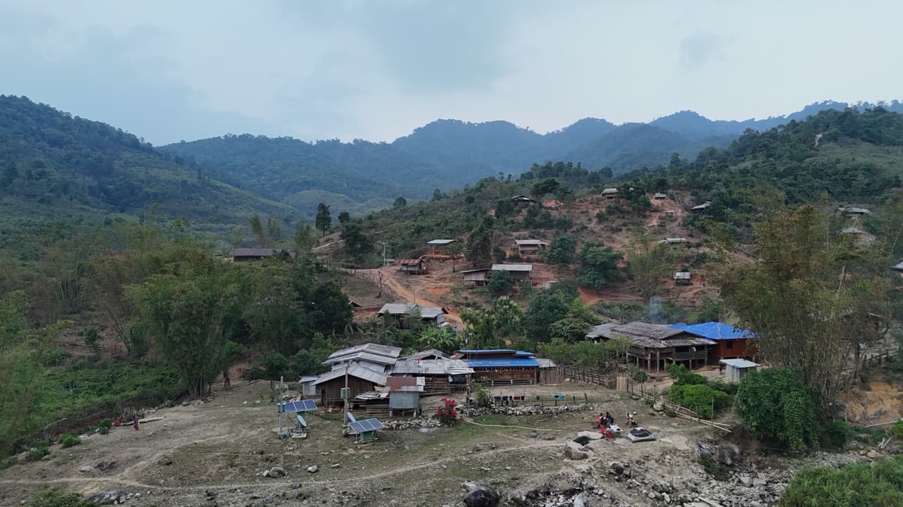 The Road to Tha Koh Kha